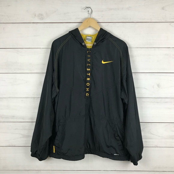 Nike Other - Nike Live String Hooded Windbreaker